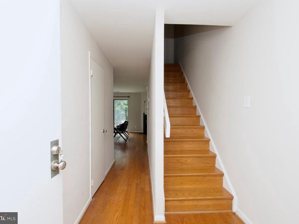 3081 Hawthorne Drive NE 3081, Washington DC 20017