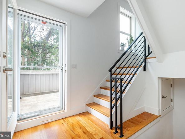 2627 Latona Street, Philadelphia PA 19146