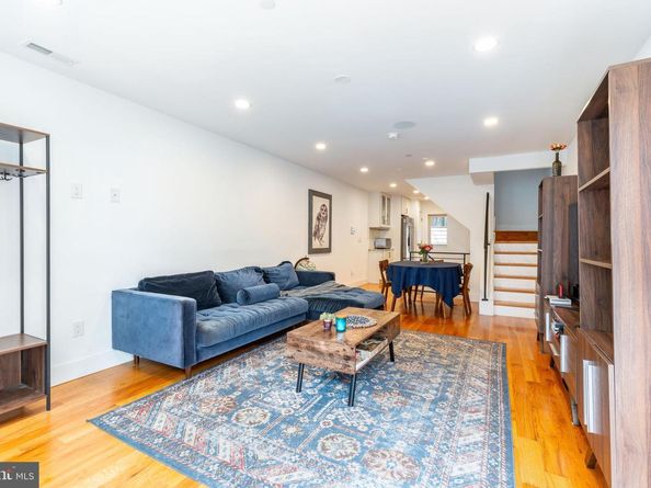 2627 Latona Street, Philadelphia PA 19146