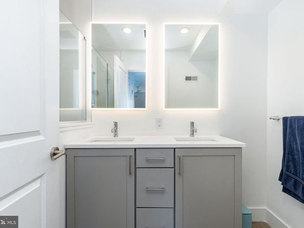 2627 Latona Street, Philadelphia PA 19146