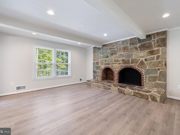 9368 Tovito Drive, Fairfax VA 22031