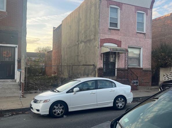 N 6TH Street, Philadelphia PA 19133