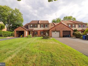 103 Garrison Court, Langhorne PA 19047