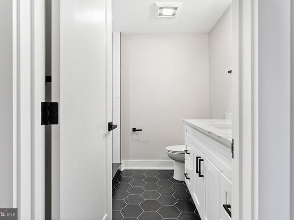 1314 E Passyunk Avenue UNIT B, Philadelphia PA 19147