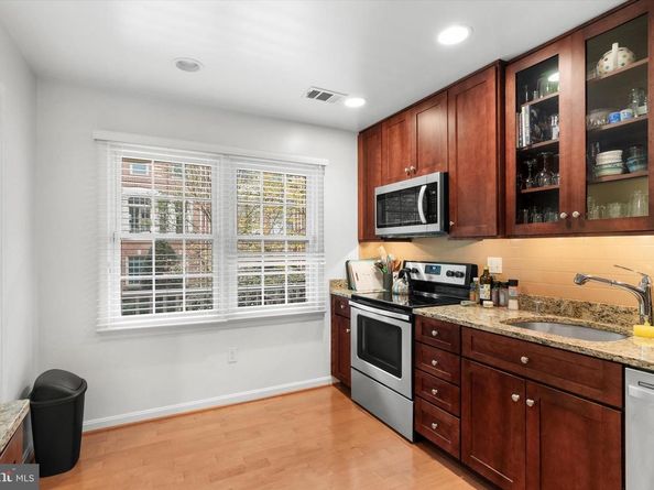 4207 11TH Street N 1, Arlington VA 22201