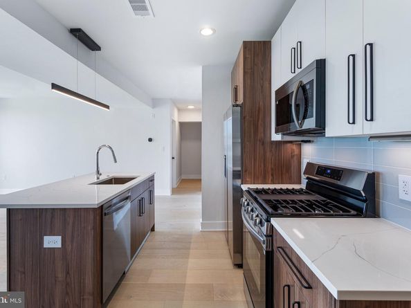 845 19TH Street NE PH12, Washington DC 20002