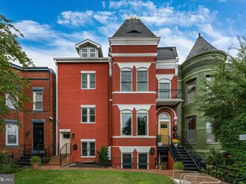 1328 Maryland Avenue NE