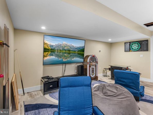 3505 Heaton Road, Huntingdon Valley PA 19006