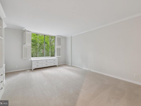 4100 Cathedral Avenue NW 406, Washington DC 20016