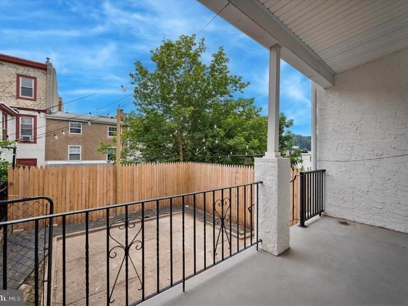 151 Jamestown Avenue, Philadelphia PA 19127