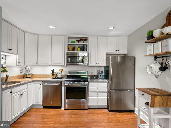 950 25TH NW 1011N, Washington DC 20037