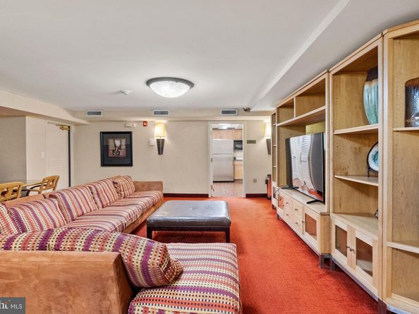 950 25TH NW 1011N, Washington DC 20037