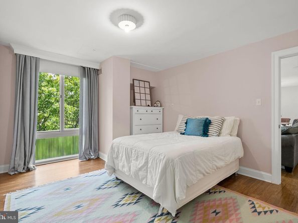 950 25TH NW 1011N, Washington DC 20037