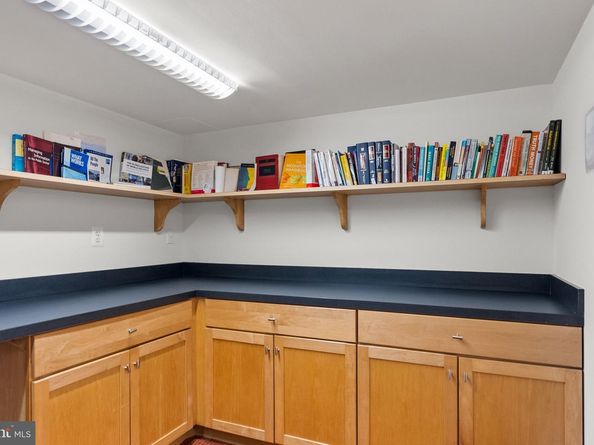 950 25TH NW 1011N, Washington DC 20037