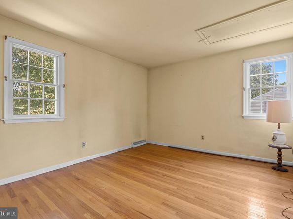 358 Richard Road, Yardley PA 19067