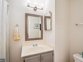 47371 Sunrise Terrace, Sterling VA 20165