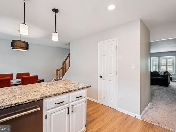 47371 Sunrise Terrace, Sterling VA 20165