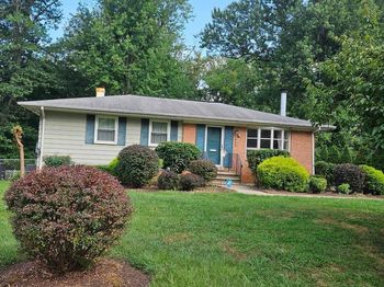 2653 Bowling Green Drive