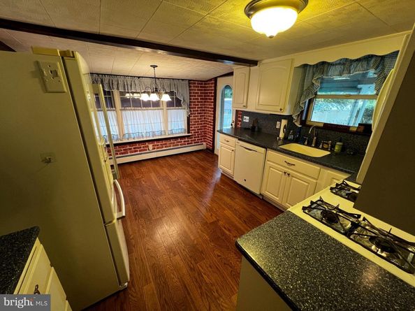 732 Bonsall Avenue, Sharon Hill PA 19079