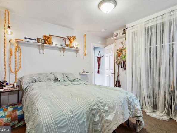 3915 Brandywine Street, Philadelphia PA 19104