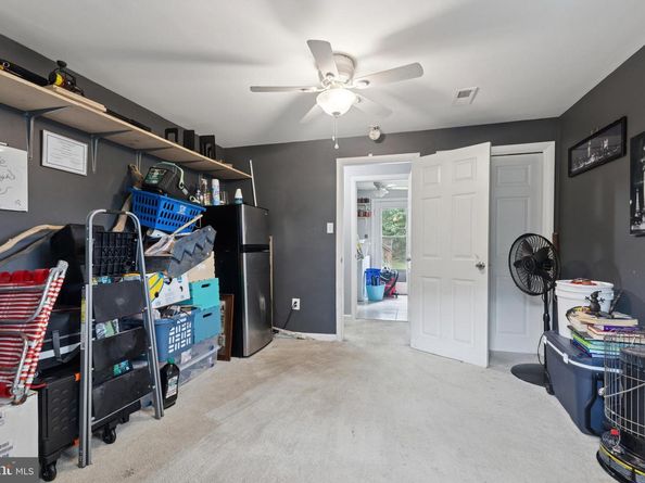 1029 S Ironwood Road, Sterling VA 20164