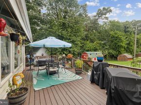 1029 S Ironwood Road, Sterling VA 20164