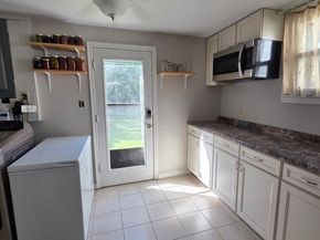 1029 S Ironwood Road, Sterling VA 20164