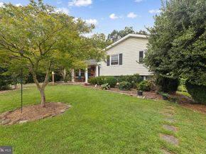 1029 S Ironwood Road, Sterling VA 20164