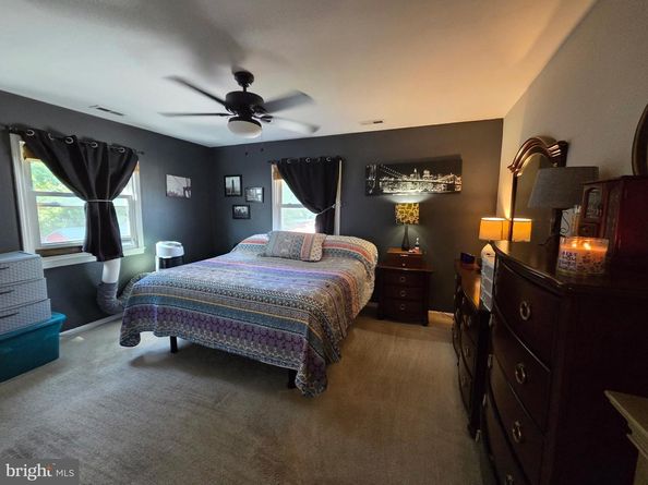 1029 S Ironwood Road, Sterling VA 20164