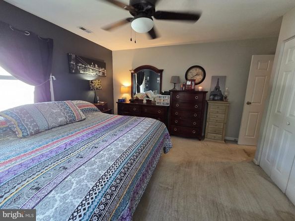 1029 S Ironwood Road, Sterling VA 20164