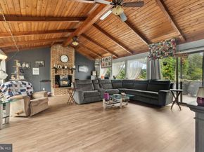 1029 S Ironwood Road, Sterling VA 20164