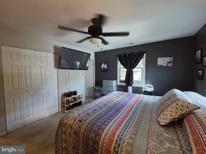 1029 S Ironwood Road, Sterling VA 20164