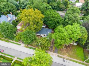 13 Asbury Avenue, Elkins Park PA 19027