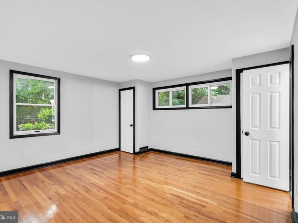13 Asbury Avenue, Elkins Park PA 19027