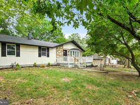 13 Asbury Avenue, Elkins Park PA 19027