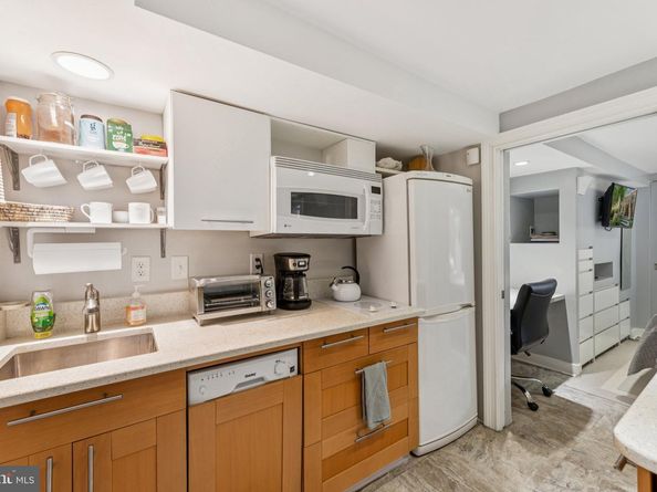 3512 30TH Street NW, Washington DC 20008