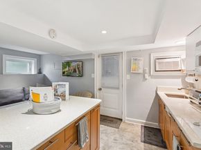 3512 30TH Street NW, Washington DC 20008