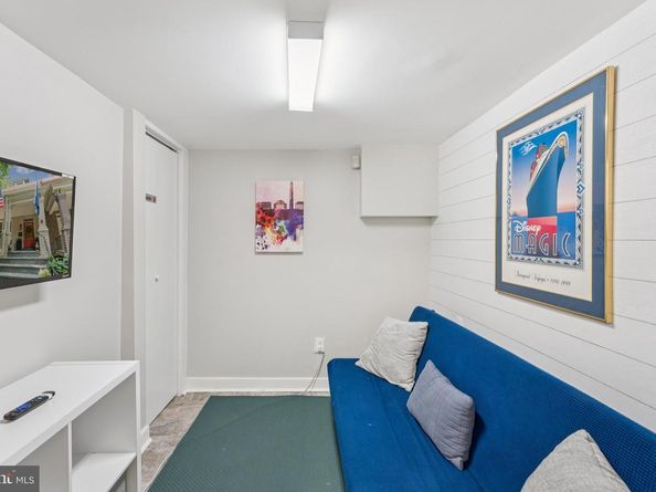 3512 30TH Street NW, Washington DC 20008