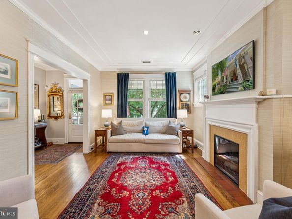 3512 30TH Street NW, Washington DC 20008