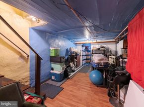 515 W Abbottsford, Philadelphia PA 19144