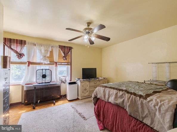 515 W Abbottsford, Philadelphia PA 19144