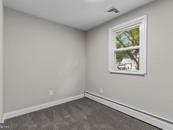 387 Larchwood Avenue, Feasterville Trevose PA 19053