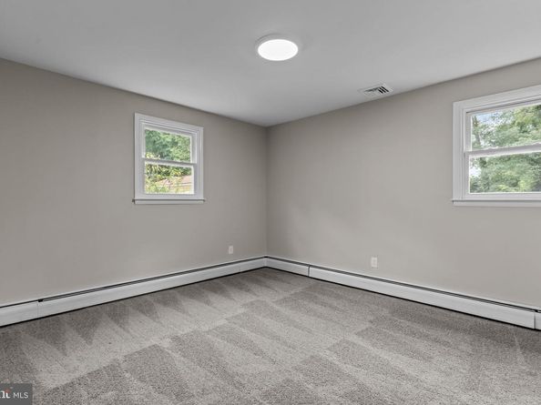 387 Larchwood Avenue, Feasterville Trevose PA 19053