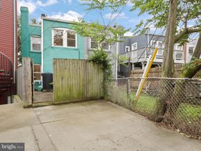 1264 Penn Street NE, Washington DC 20002
