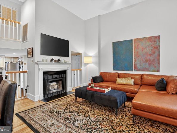 905 South Carolina Avenue SE 6, Washington DC 20003