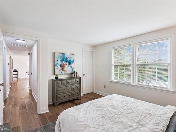 4730 19TH Street N, Arlington VA 22207
