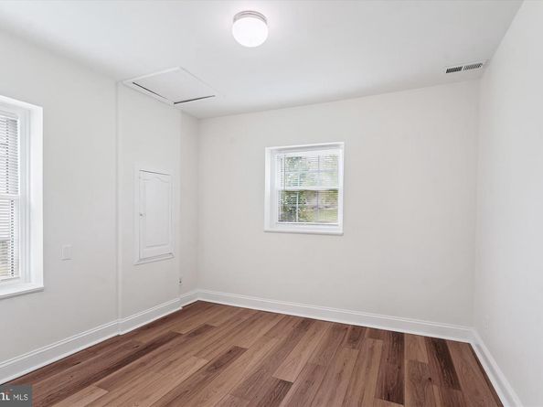4730 19TH Street N, Arlington VA 22207