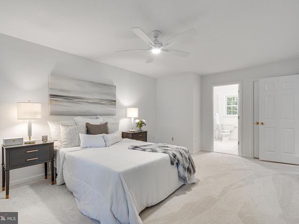 1374 Carpers Farm Way, Vienna VA 22182