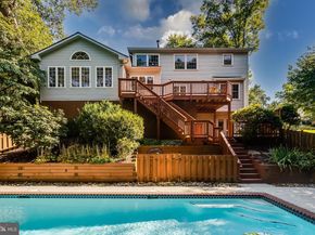 1374 Carpers Farm Way, Vienna VA 22182
