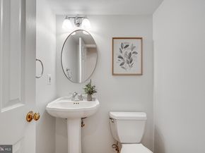 1374 Carpers Farm Way, Vienna VA 22182